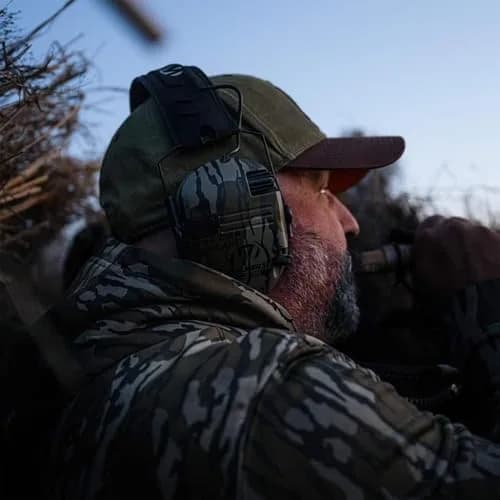 Walker's Razor Slim Electronic Earmuffs (Tan Patriot) 23 dB | Sound Amplification for Shooting thumbnail 2