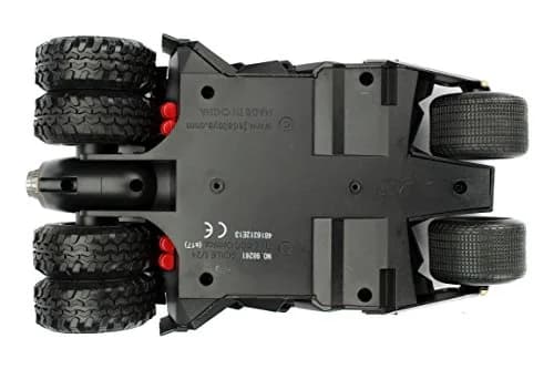 Jada Batmobile 1:24 Scale Die-Cast Vehicle with Batman Figure | Collectible Batman Model for Kids & Collectors thumbnail 4