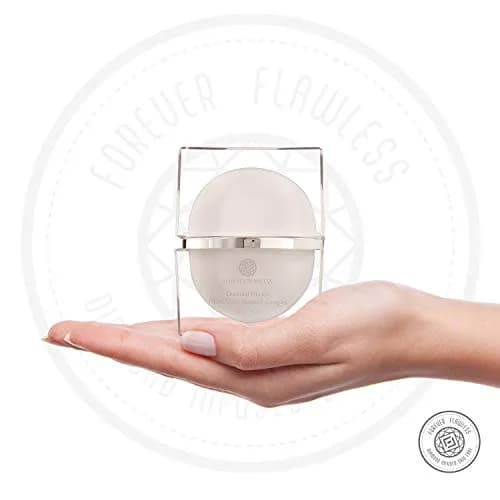 Forever Flawless White Skin Moisturizer 1.76oz | Diamond-infused Hydration for All Skin Types thumbnail 5