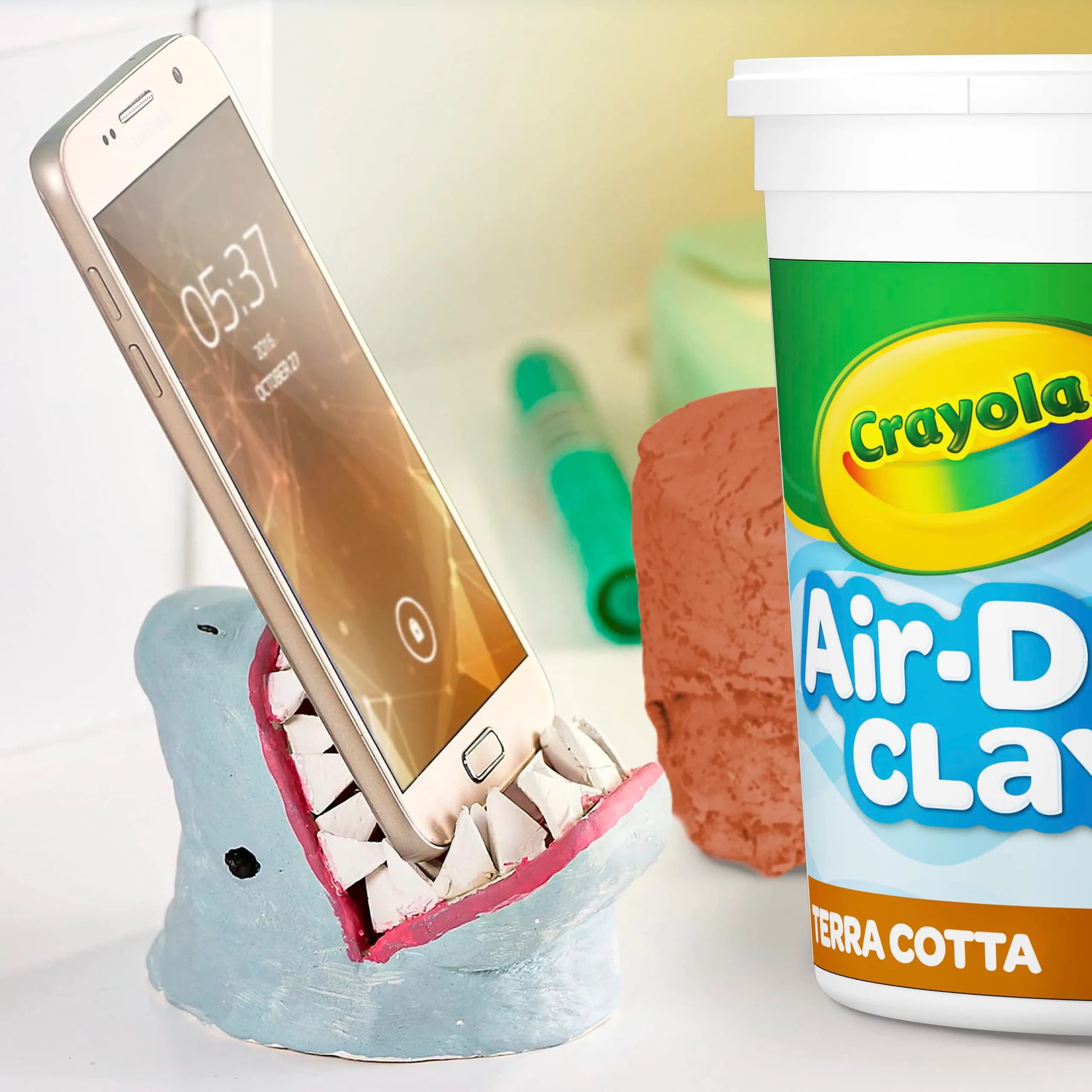 Crayola Air Dry Clay for Kids (5 lb / 2.27 kg), Reusable Bucket of Terra Cotta Clay for Sculpting | Non-Toxic Arts and Crafts Supplies - view 2