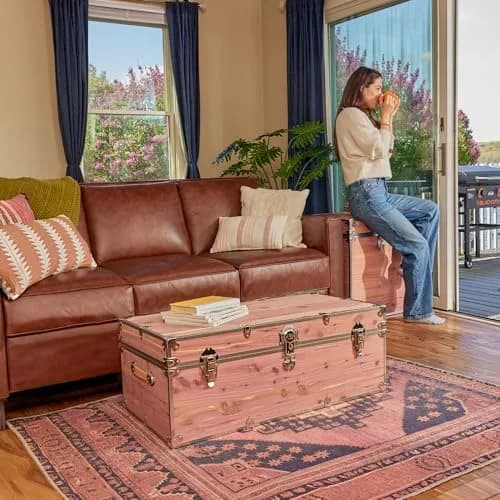 Rhino Trunk & Case Knotty Cedar Large Chest | Lockable, Heirloom-Quality Storage Trunk (32"L x 18"W x 14"H) thumbnail 5