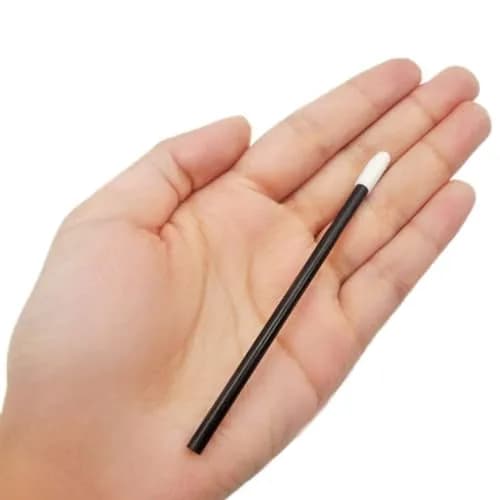 GoWorth Disposable Lip Brushes 200pcs | Smooth, hygienic lip gloss applicators for travel & professional use thumbnail 4