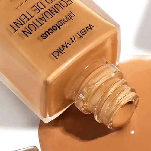 wet n wild Photo Focus Matte Liquid Foundation Cream Beige | Flawless Camera-Ready Finish thumbnail 7