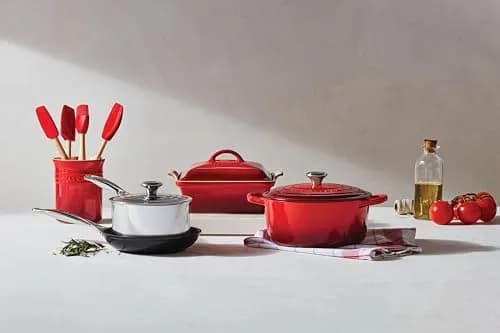 Le Creuset Stoneware & Silicone 5pc Utensil Crock Set Cerise | 1 Quart (295 ml) Capacity thumbnail 5