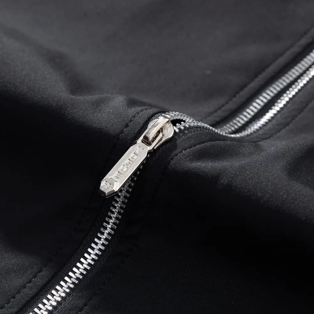URBANFIND Men's Slim Fit Lightweight Sportswear Jacket Casual Bomber Jacket US M Black | Breathable, Stylish & Comfortable thumbnail 2