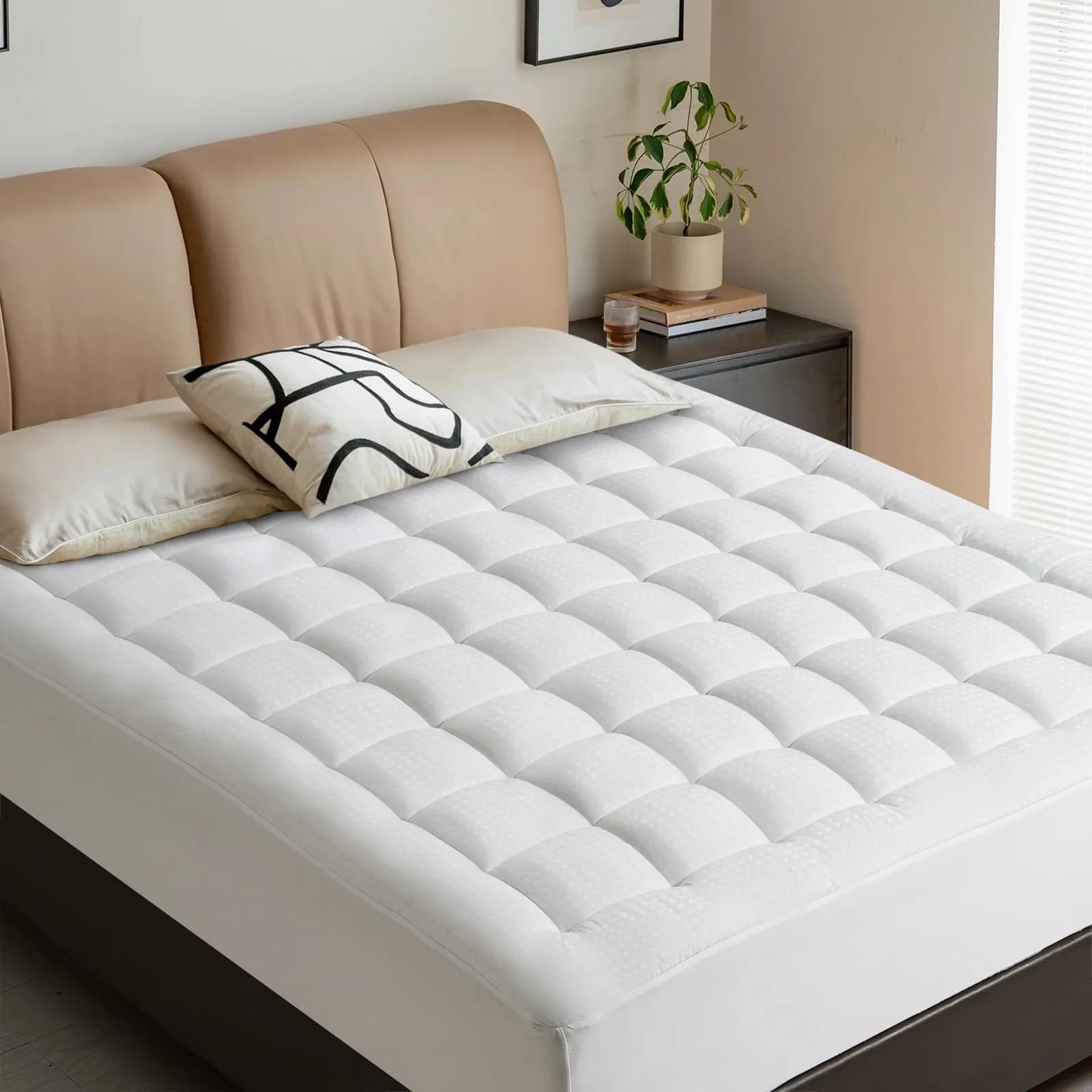 LEISURE TOWN Cotton Queen Mattress Pad Fitted Quilted Mattress Cover 60" x 80" (152cm x 203cm) | Breathable Comfort for All Seasons - view 6