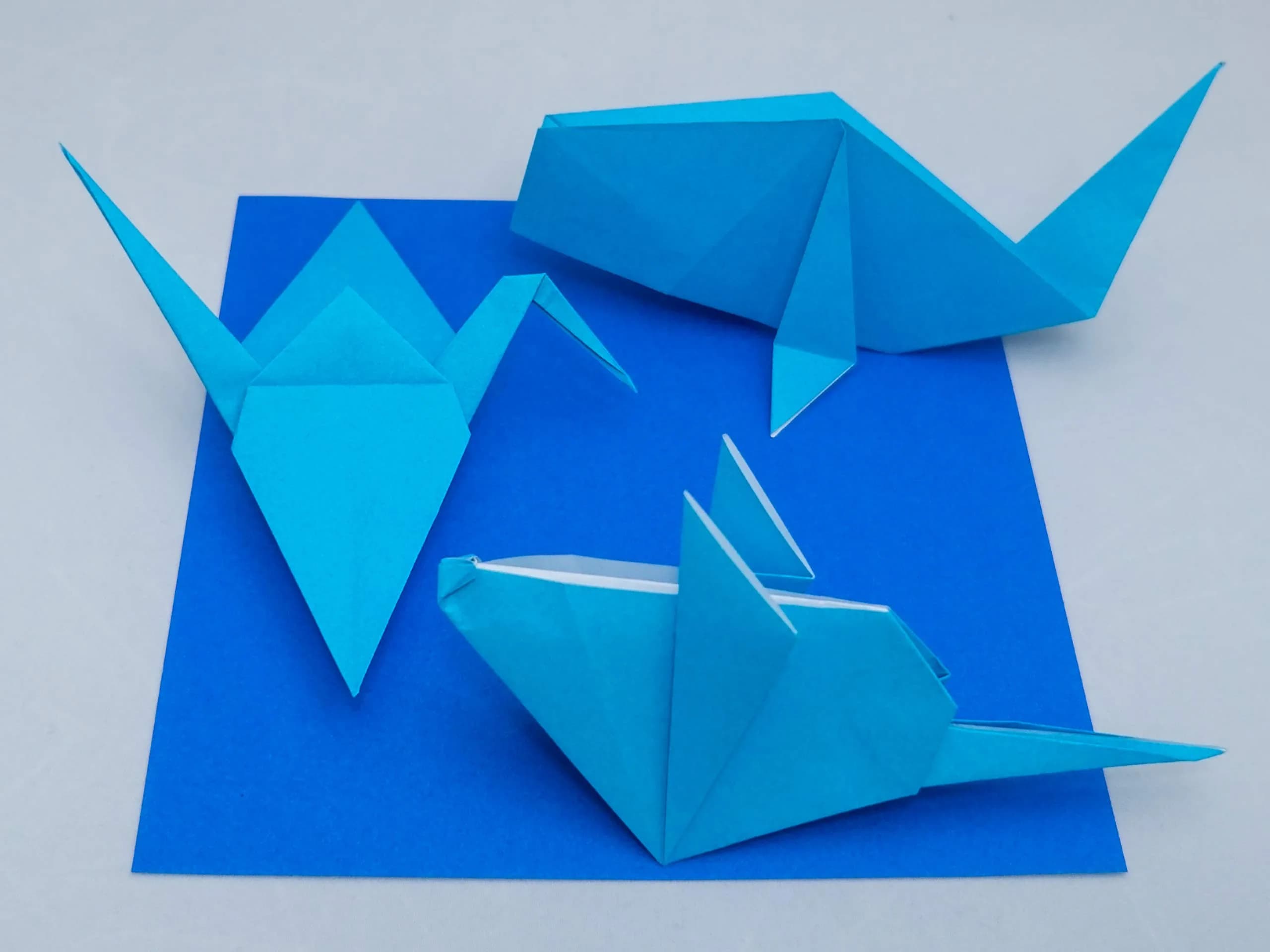 Taro's Origami Studio Standard 6 Inch Square Paper 100 Sheets (15.24 cm) | 23 Colors Including Gold & Silver - view 8