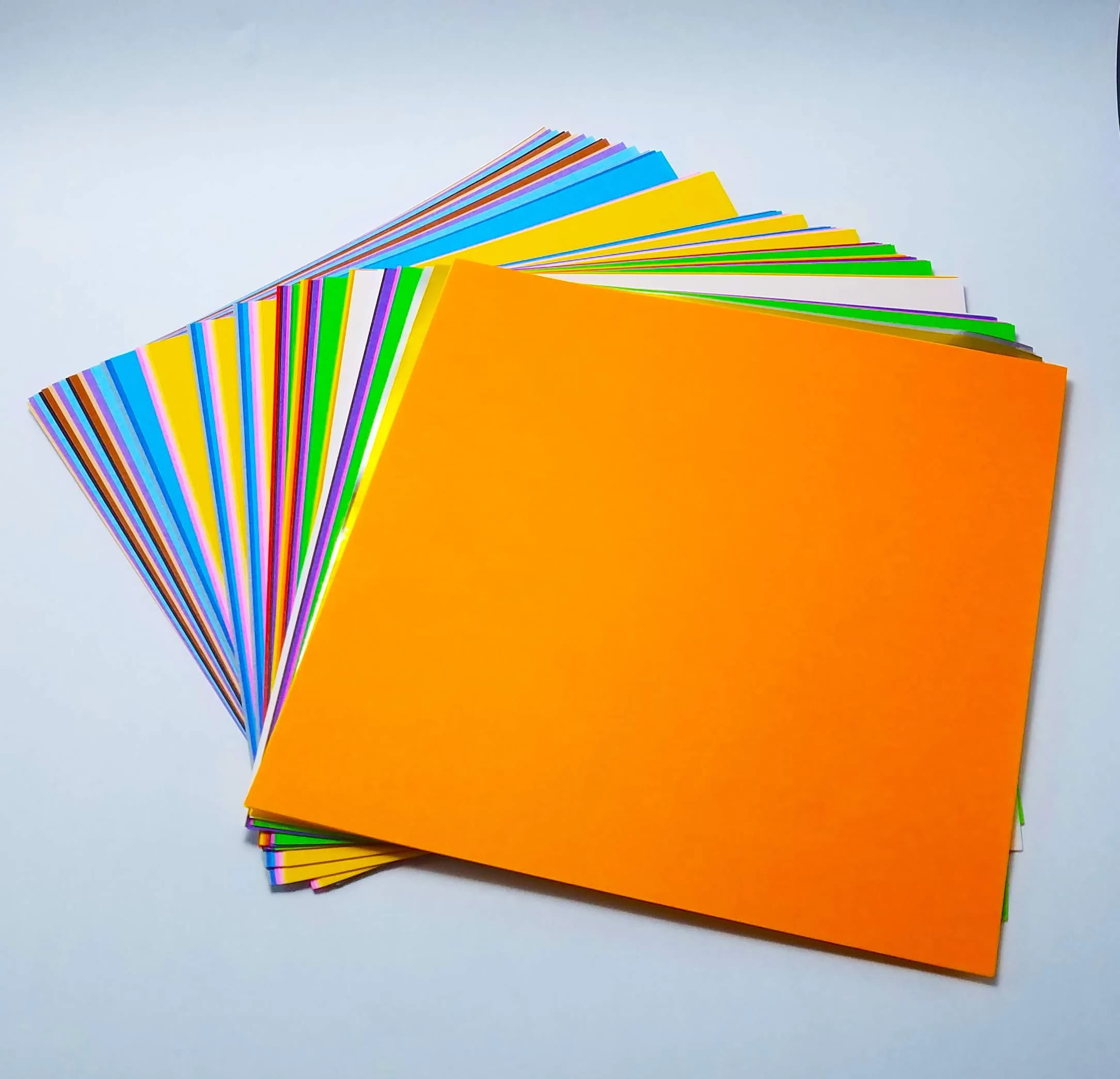 Taro's Origami Studio Standard 6 Inch Square Paper 100 Sheets (15.24 cm) | 23 Colors Including Gold & Silver - view 4