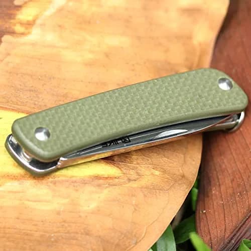 Ruike Small Keychain Knife for Men,Women Gifts,5 in1 Multitool, 12C27 Steel,Mini EDC Tactical Folding Pocket Knives Camping Key Tool,Multifunction,Scissors,Screwdriver,Bottle Opener,Cute Outdoor Gear | Compact & Multifunctional thumbnail 8