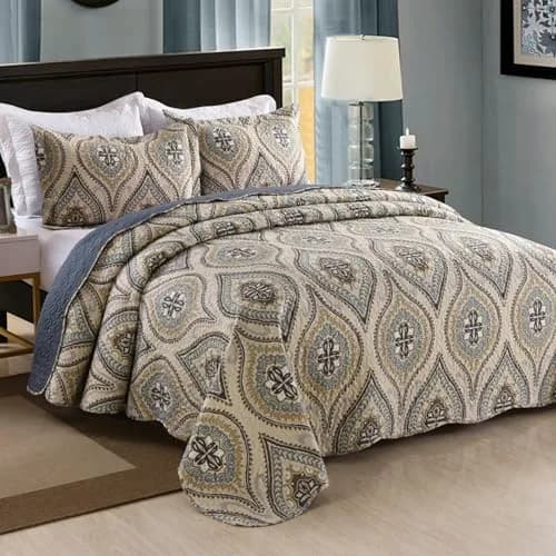 MarCielo 3 Piece Quilted Bedspread Queen | Oversized Lightweight Bedding Ensemble with Floral Pattern thumbnail 1
