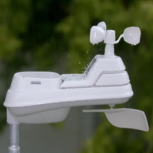 AcuRite Iris Weather Station with Rain Gauge, Wind Speed/Direction, and HD Display | 1.84 kg (4.1 lb) | Real-Time Weather Conditions thumbnail 3