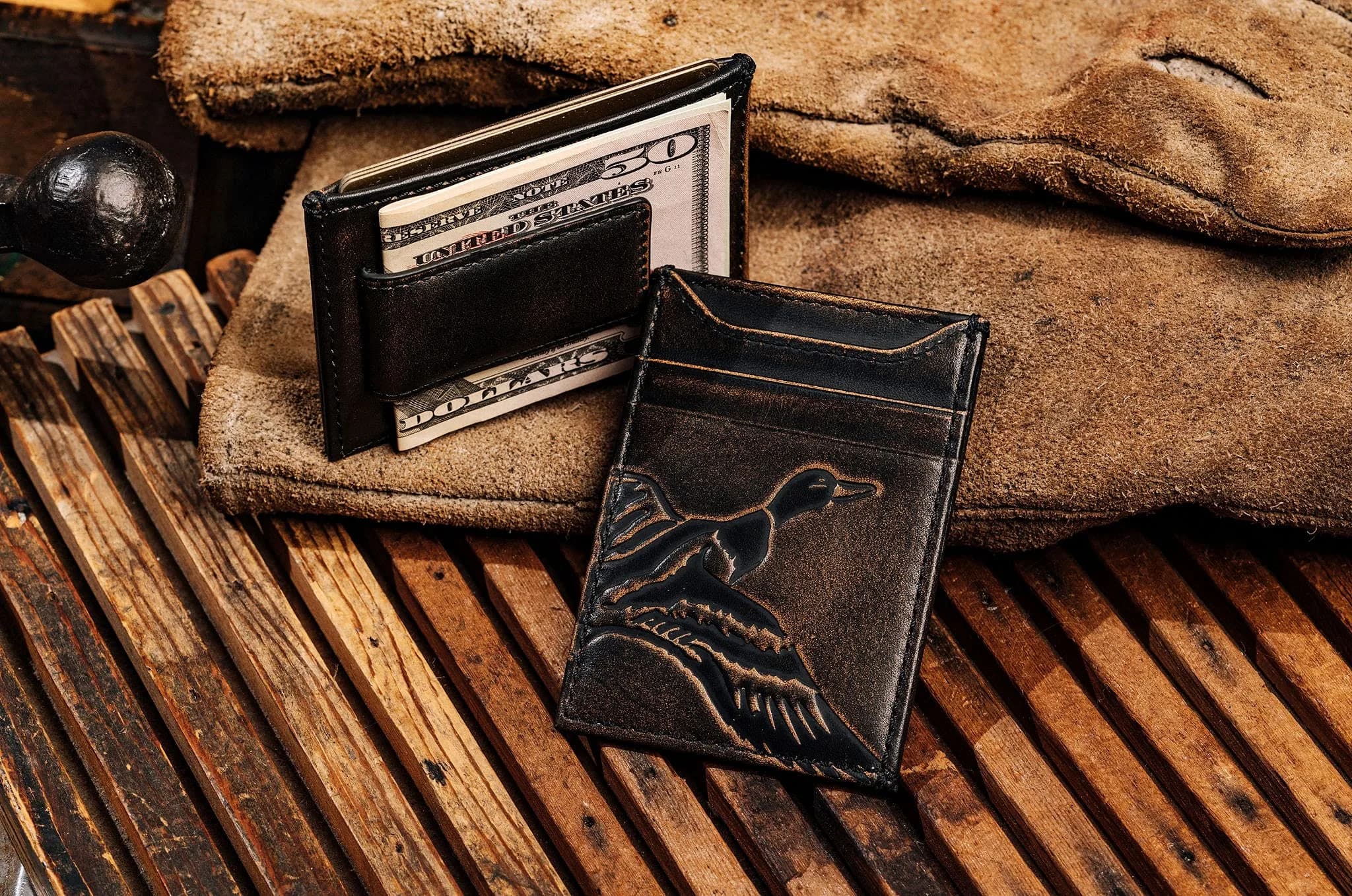 House of Jack Co. Duck Magnetic Money Clip Wallet 7.0 cm x 10.2 cm | Full Grain Leather Front Pocket Carry - view 2