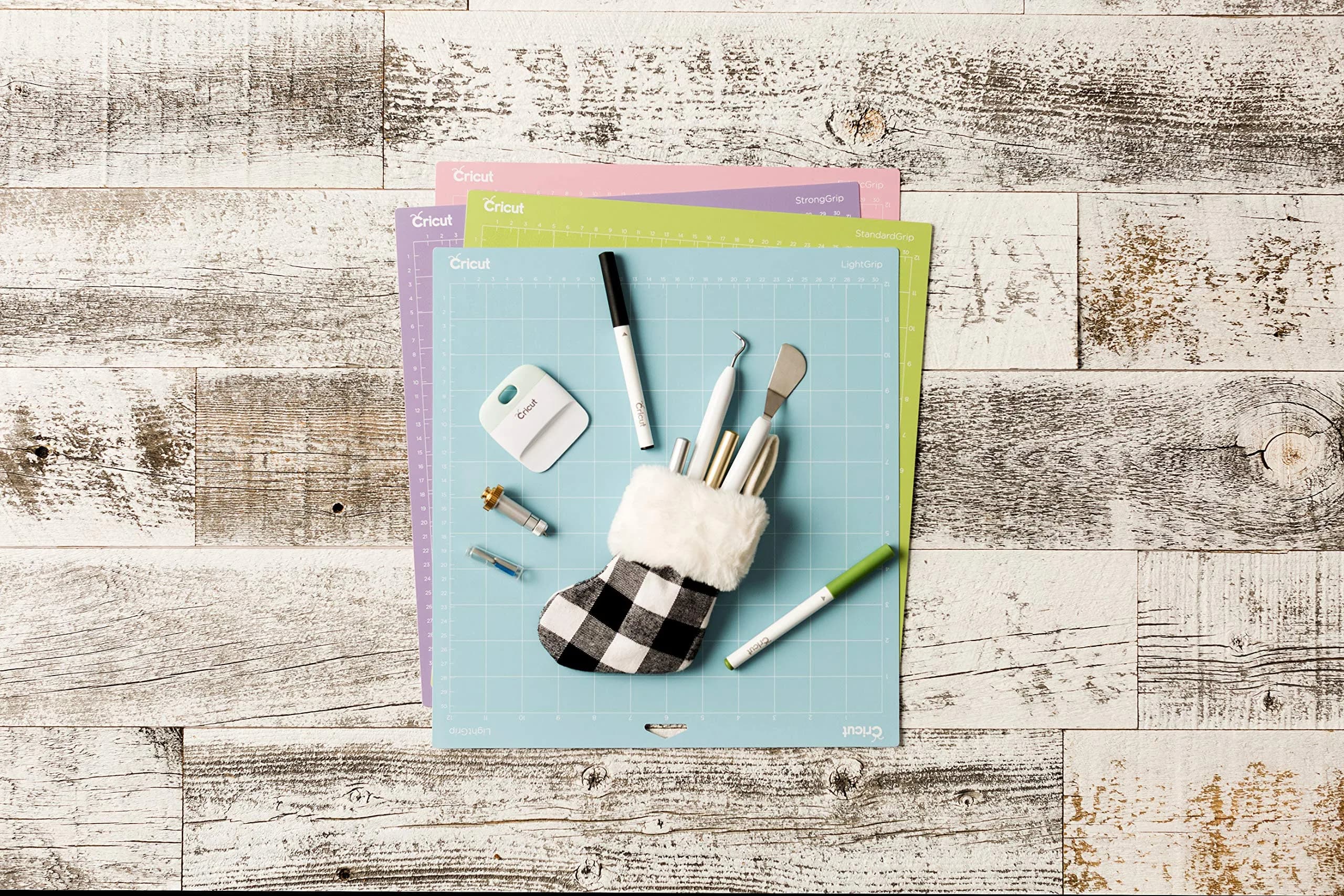 Cricut Rotary Blade Replacement Kit for Cricut Maker | Cuts Delicate Papers & Unbacked Fabric - view 9