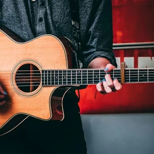 WINGO Rosewood Color Guitar Capo for Acoustic Electric Guitars with 5 Picks | Stays in Tune thumbnail 6