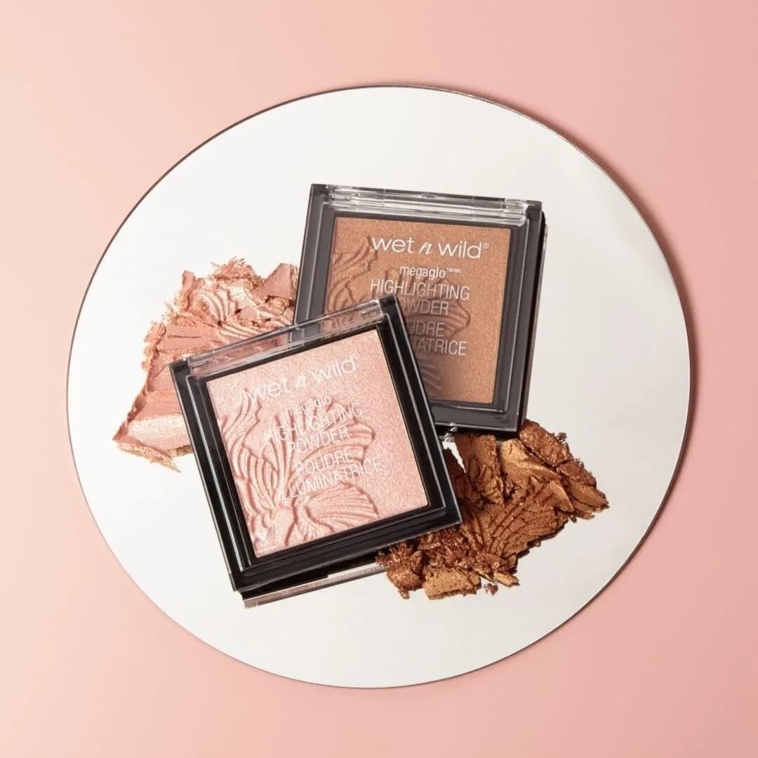 wet n wild MegaGlo Highlighting Powder, Blossom Glow | Shimmering Pearl Pigments - view 5