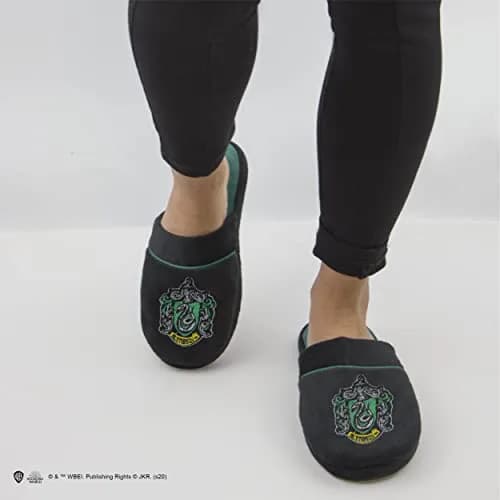 Cinereplicas Harry Potter Slippers Slytherin S/M | Official Licensed Wizarding Footwear thumbnail 2