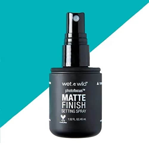 wet n wild Photo Focus Setting Mist 156ml (5.2 fl oz) | Long-Lasting Matte Finish with Aloe thumbnail 5