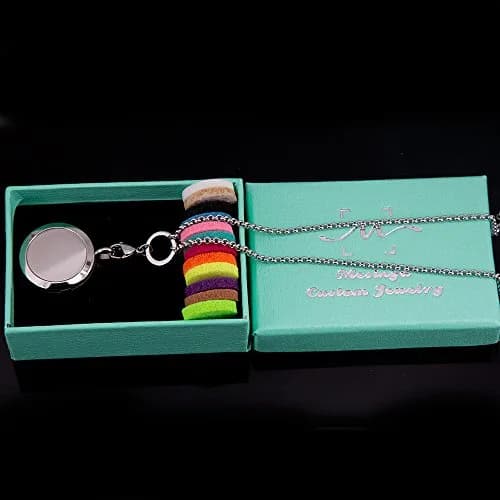 MESINYA Essential Oil Diffuser Necklace 1'' Star Of David | Hypo-Allergenic Magnetic Pendant with 20'' Chain & Pads thumbnail 2