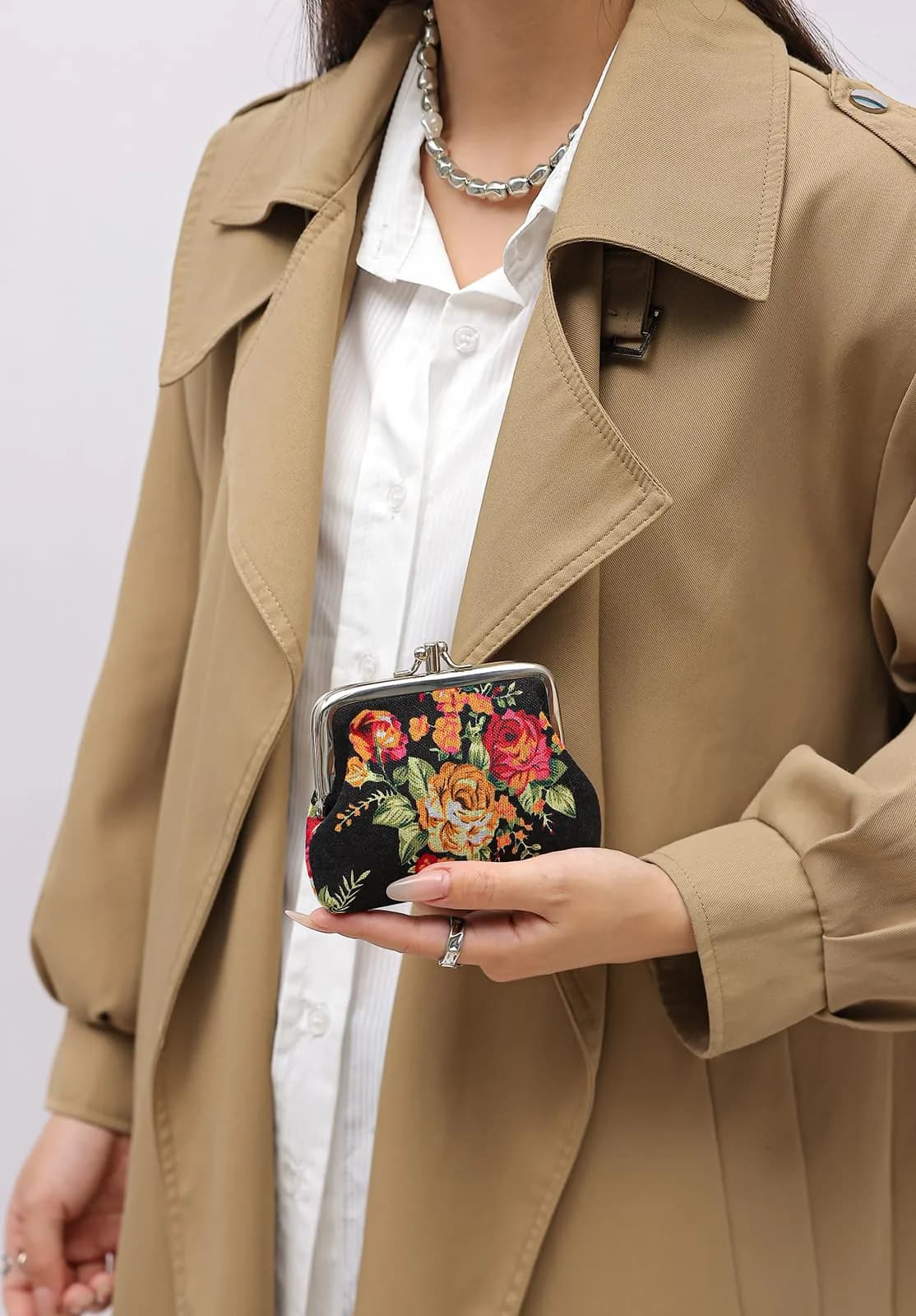 Sanxiner Cute Floral Kiss-Lock Coin Purse with 2 Compartments | 19.5cm (7.67in) x 12.7cm (5in) x 1.8cm (0.7in) - view 6