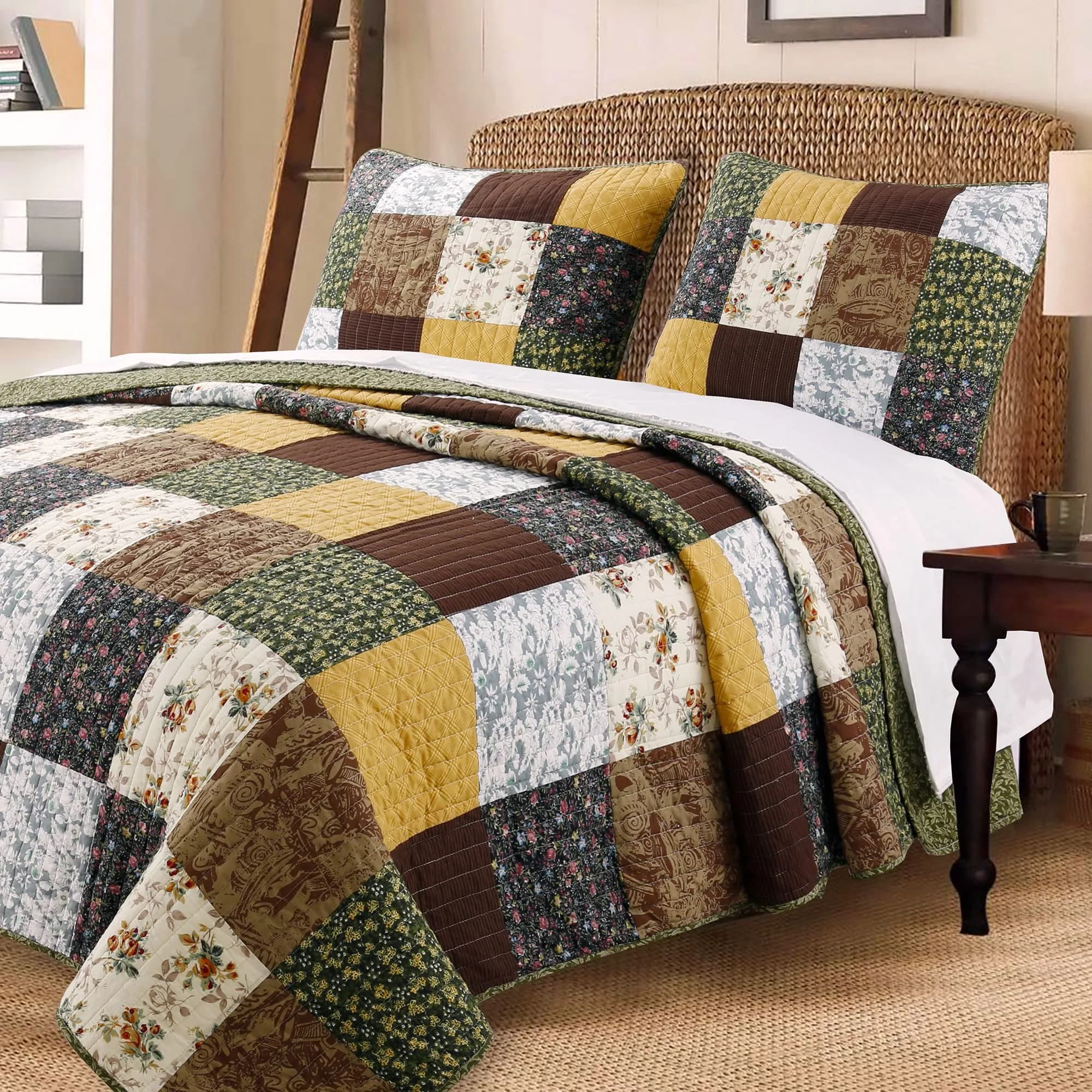 Cozy Line Home Fashions 3-Piece Cotton Patchwork Quilt Set | Reversible Country Farmhouse Bedding (Queen)