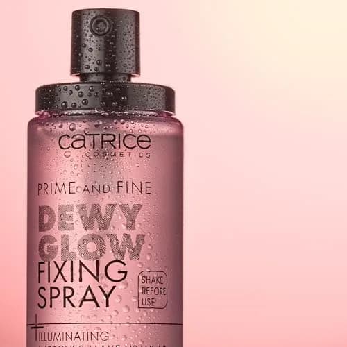 Catrice Prime & Fine Illuminating Dewy Glow Spray 50ml (1.69 Fl Oz) | Transparent Face Mist for Dewy Shimmer thumbnail 4
