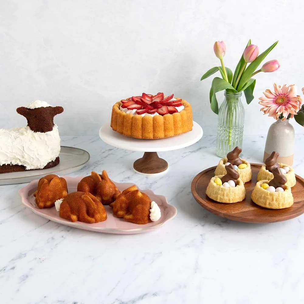Nordic Ware Charlotte Bundt Pan 6-Cup (1.4L) Toffee | Cast Aluminum Nonstick Cake Mold - view 5