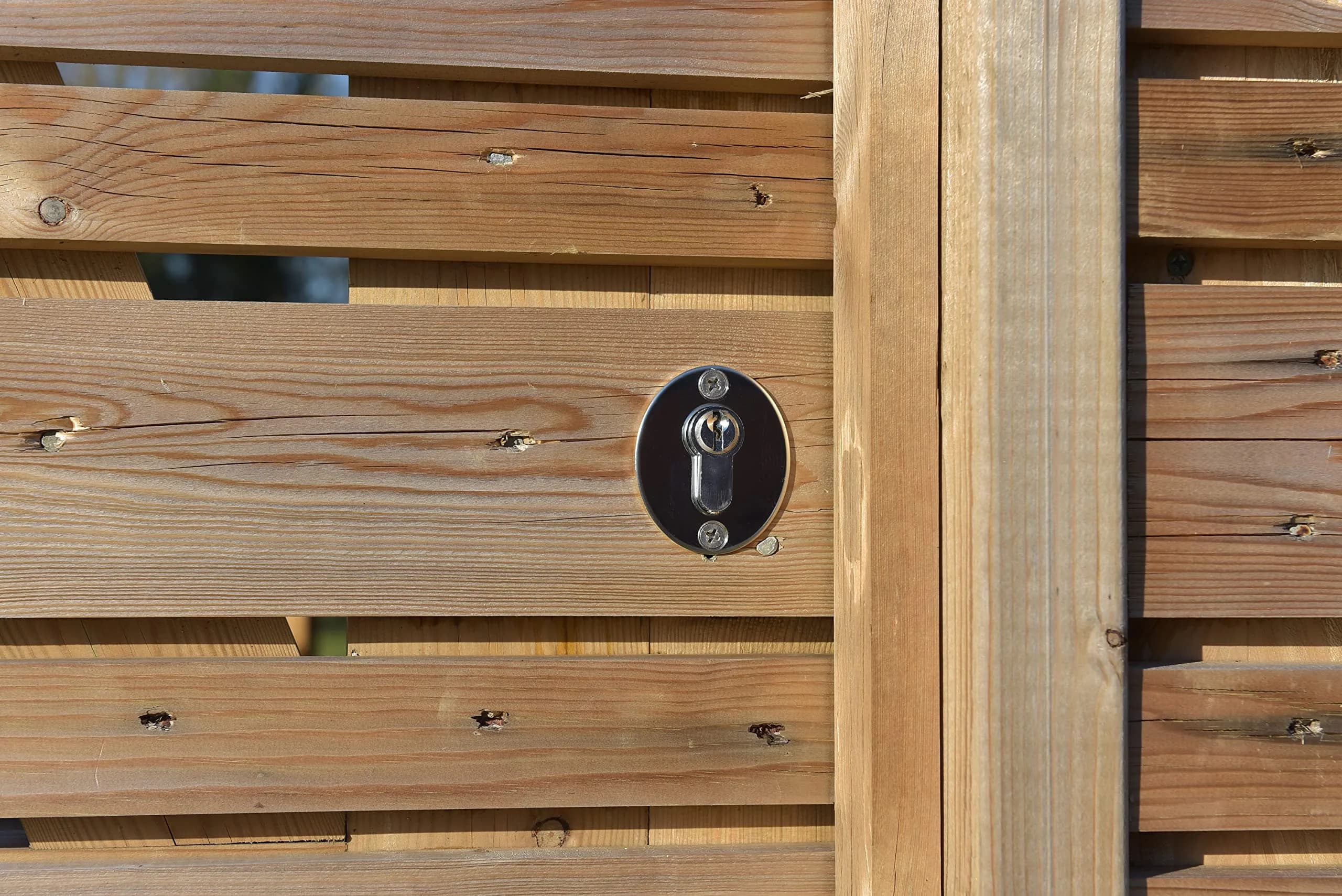 GateMate Long Throw Gate Lock, Euro Profile 2¾” Thick | 316 Stainless Steel, Black Finish, 5 Keys - view 4