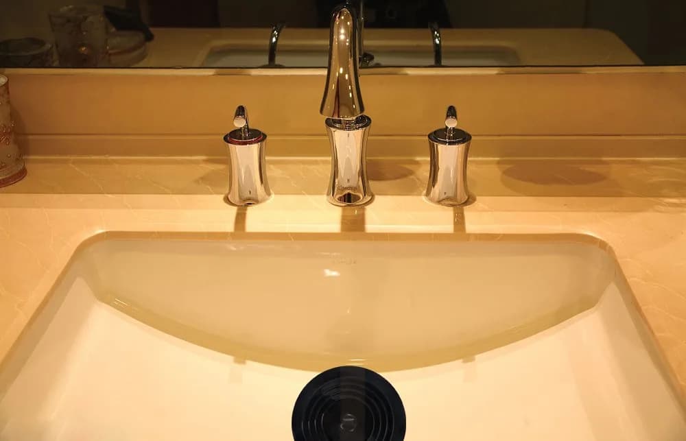 V-TOP 6" Black Transparent Silicone Tub Stopper Drain Plug | Universal Fit for Kitchen, Bath, Laundry - view 3