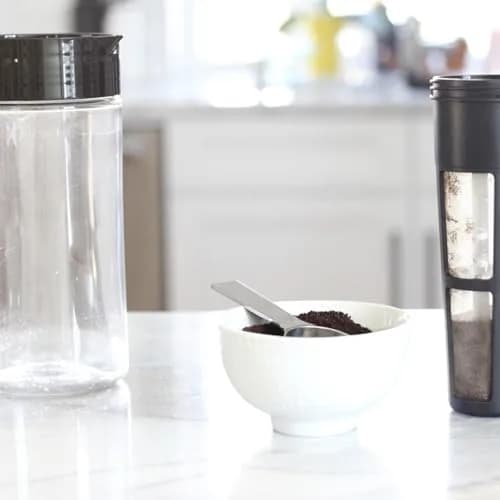 Takeya Deluxe Cold Brew Coffee Maker 1.89 L (2 qt) Black | Shatter-Proof Tritan Pitcher with Fine-Mesh Filter thumbnail 8