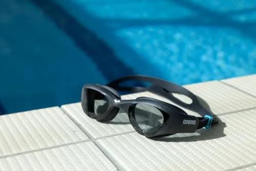 ARENA Unisex The One Swim Goggles One Size | Orbit-Proof Fit, Anti-Fog Coated, Non-Mirror Lens, Smoke/Grey/Black thumbnail 7
