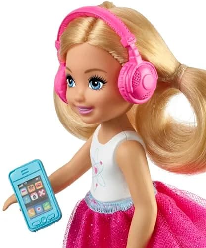 Barbie Dreamhouse Adventures Doll & Accessories Travel Set with Chelsea & Puppy, 3-7 Years thumbnail 5