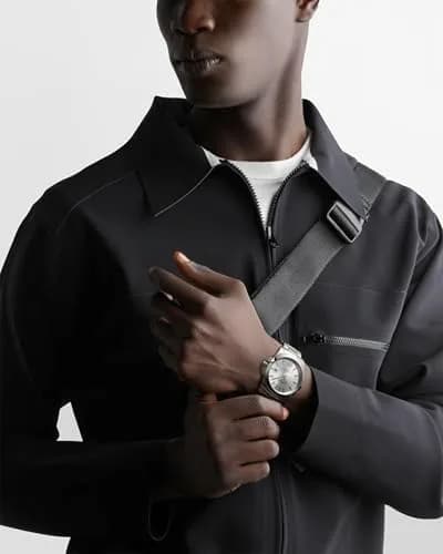 Longines Conquest 41MM Quartz Watch | Sporty Elegance with Sapphire Crystal (70-120 chars) thumbnail 3