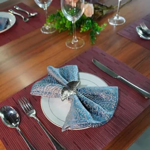 WAZAIGUR Placemats Set of 6 | Heat-Resistant, Easy to Clean, Stylish Vinyl Table Mats for Modern Dining thumbnail 6