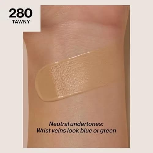 REVLON ColorStay Longwear Foundation for Combination/Oily Skin, 25ml (0.811 Fl Oz) | 24-Hour Matte Finish thumbnail 2