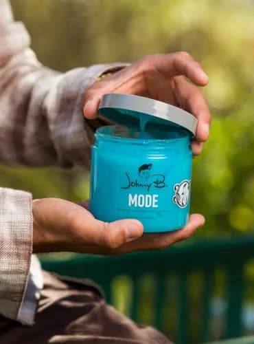 JOHNNY B. Mode Professional Hair Styling Gel, 32 Fl Oz | Long Lasting, Alcohol-Free, No-Flake Control thumbnail 4