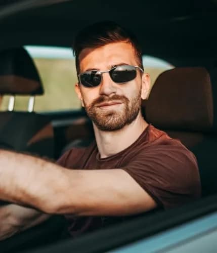 FEISEDY Classic Photochromic Polarized Sunglasses for Men & Women | 59mm (2.32 inches) thumbnail 2