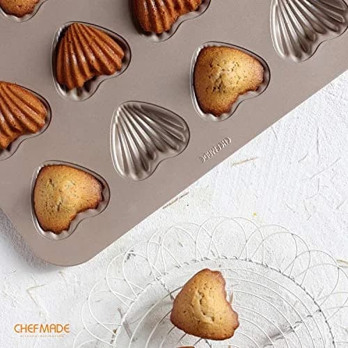 CHEFMADE Heart Madeleine Mold Cake Pan 12-Cavity | Non-Stick Shell Cake Pan for Oven Baking (Champagne Gold) thumbnail 4