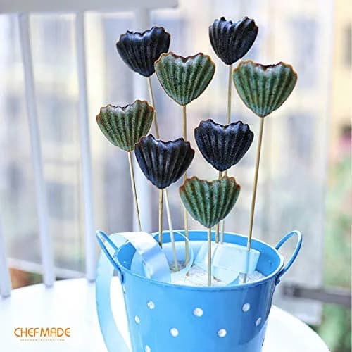 CHEFMADE Heart Madeleine Mold Cake Pan 12-Cavity | Non-Stick Shell Cake Pan for Oven Baking (Champagne Gold) thumbnail 3