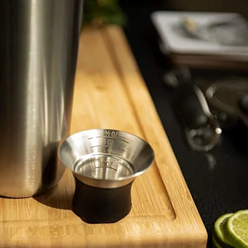 OXO Steel Cocktail Shaker with Strainer 24 oz | Leak-Proof, Stainless Finish, Easy-Jigger Cap thumbnail 9