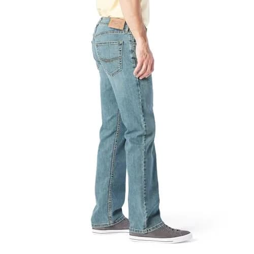 Levi Strauss Signature Gold Men's Relaxed Fit Flex Jeans 33W x 34L | Comfort Flex Denim for All-Day Movement thumbnail 2