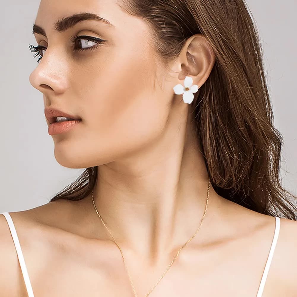 Artilady White Flower Boho Stud Earrings for Women | Hypoallergenic Lightweight Acrylic Resin - view 2