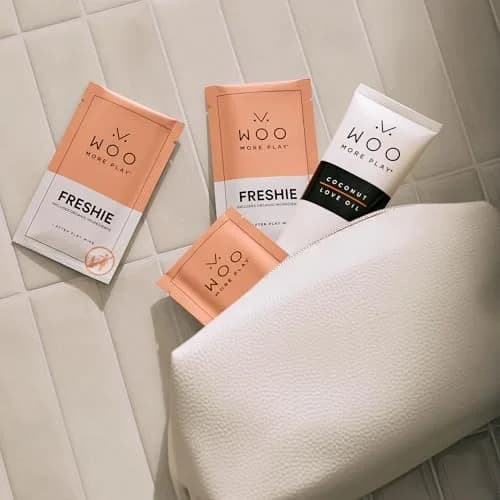 Woo More Play Freshies 10 ct | Organic & pH-Balanced Intimate Wipes for Women & Men thumbnail 6