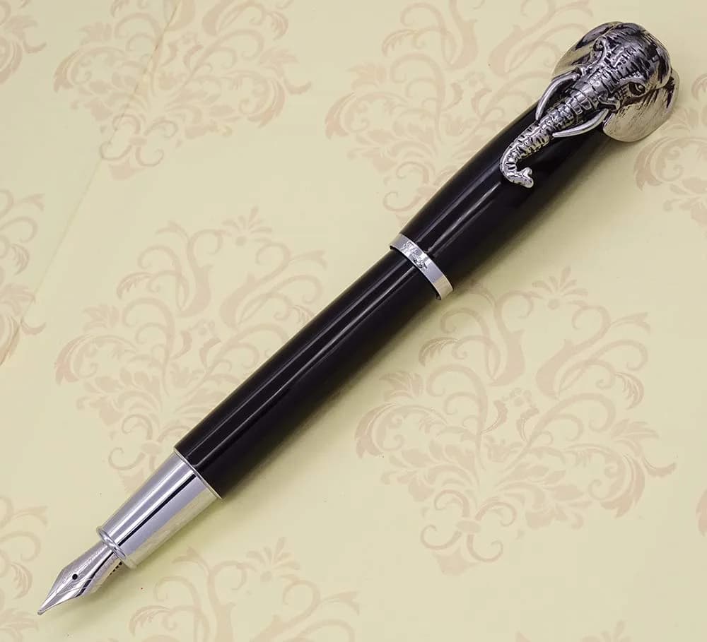 erofa Fuliwen Elephant Fountain Pen Medium Nib with Ink Converter, Black Pattern | 0.5mm - main product image