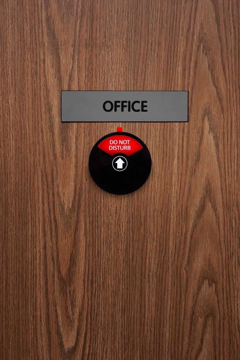 Kichwit Black Privacy Sign for Office Door, 5 Inch (12.7 cm) | 4-Status Sliding Sign - view 5