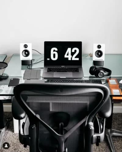 Audioengine A2+ GEN3 Wireless Computer Speakers - 6.8 kg (15 lb) - White | Bluetooth 5.4 Adaptive, aptX-HD, USB-C, RCA, AUX thumbnail 10