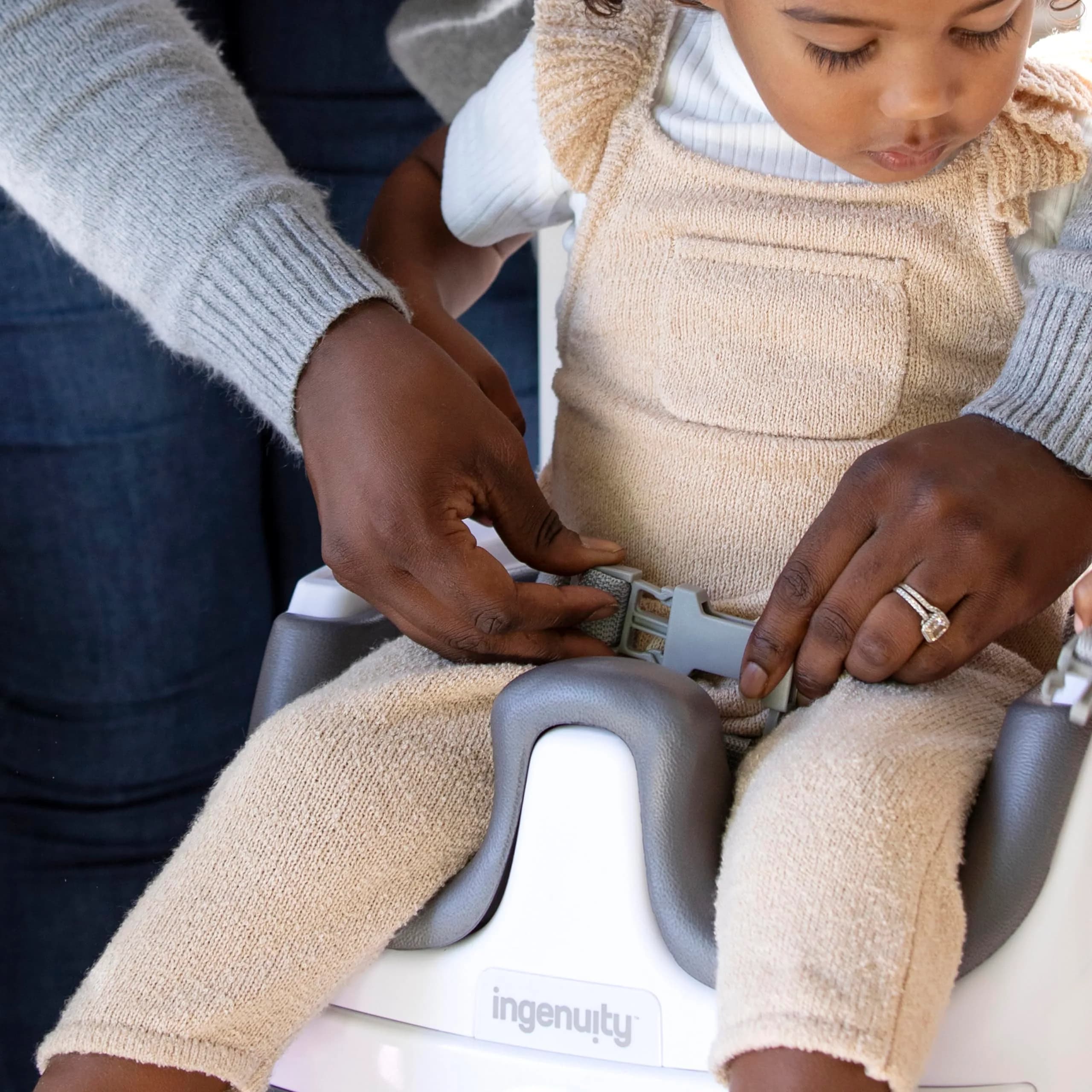 Ingenuity Baby Base 2-in-1 Booster Feeding and Floor Seat with Self-Storing Tray - Slate | 43.8cm x 38.7cm x 29.8cm - view 9