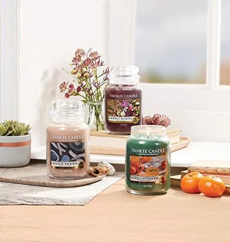 Yankee Candle Seaside Woods Scented Large Jar Candle 22oz | Over 110 Hours Burn Time thumbnail 5