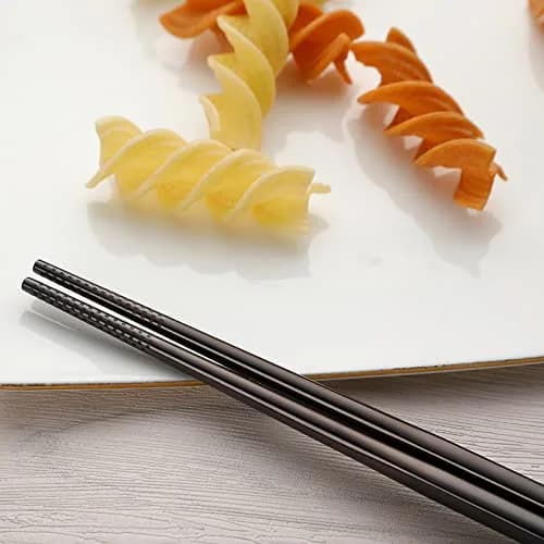 DEVICO Full-Size Travel Silverware Set with Case | Durable 18/8 Stainless Steel Flatware for Camping & Daily Use thumbnail 4