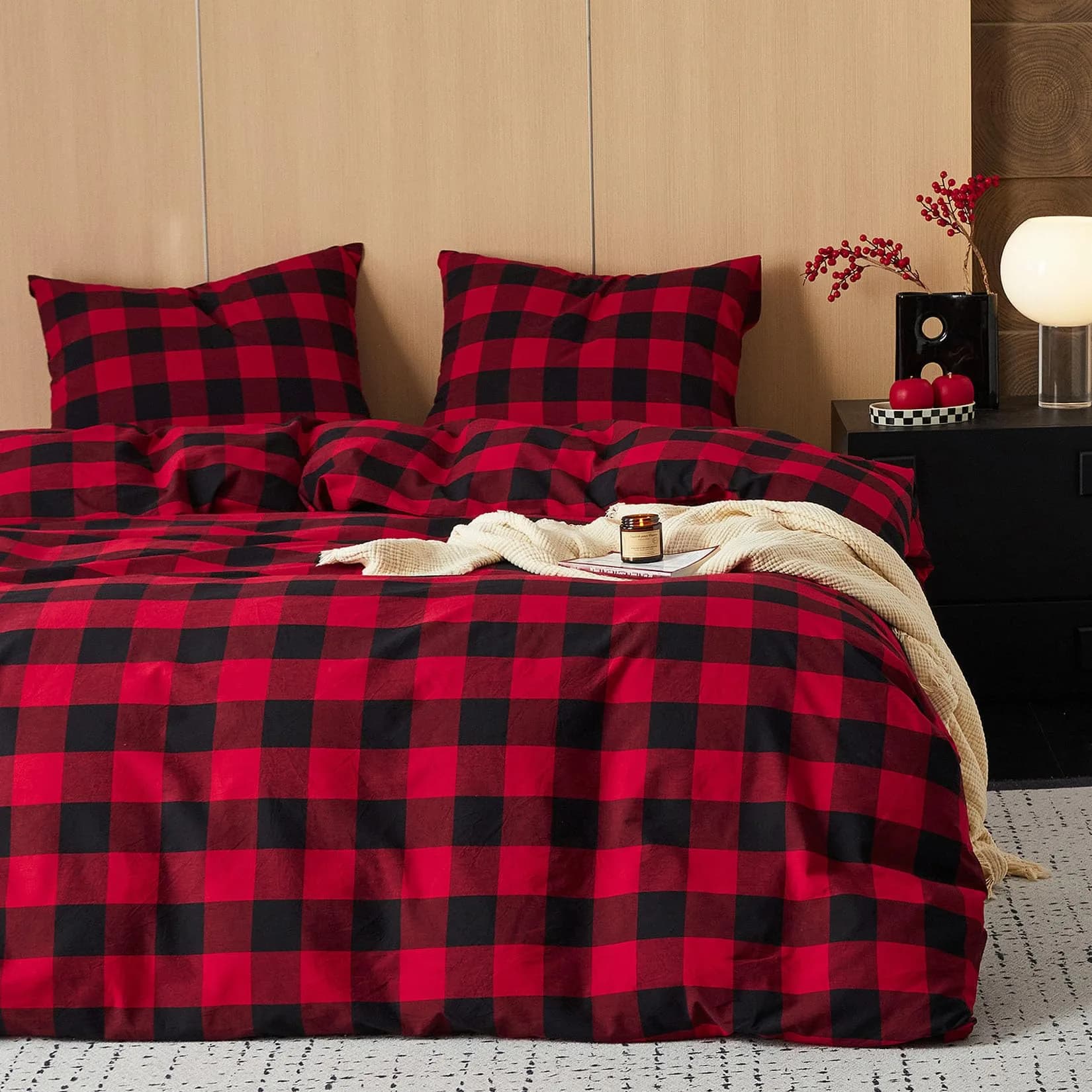 Wake In Cloud Gingham Cotton Duvet Cover Set, Queen Size | Farmhouse Plaid Design, 100% Washed Cotton, Easy Care — Red Black