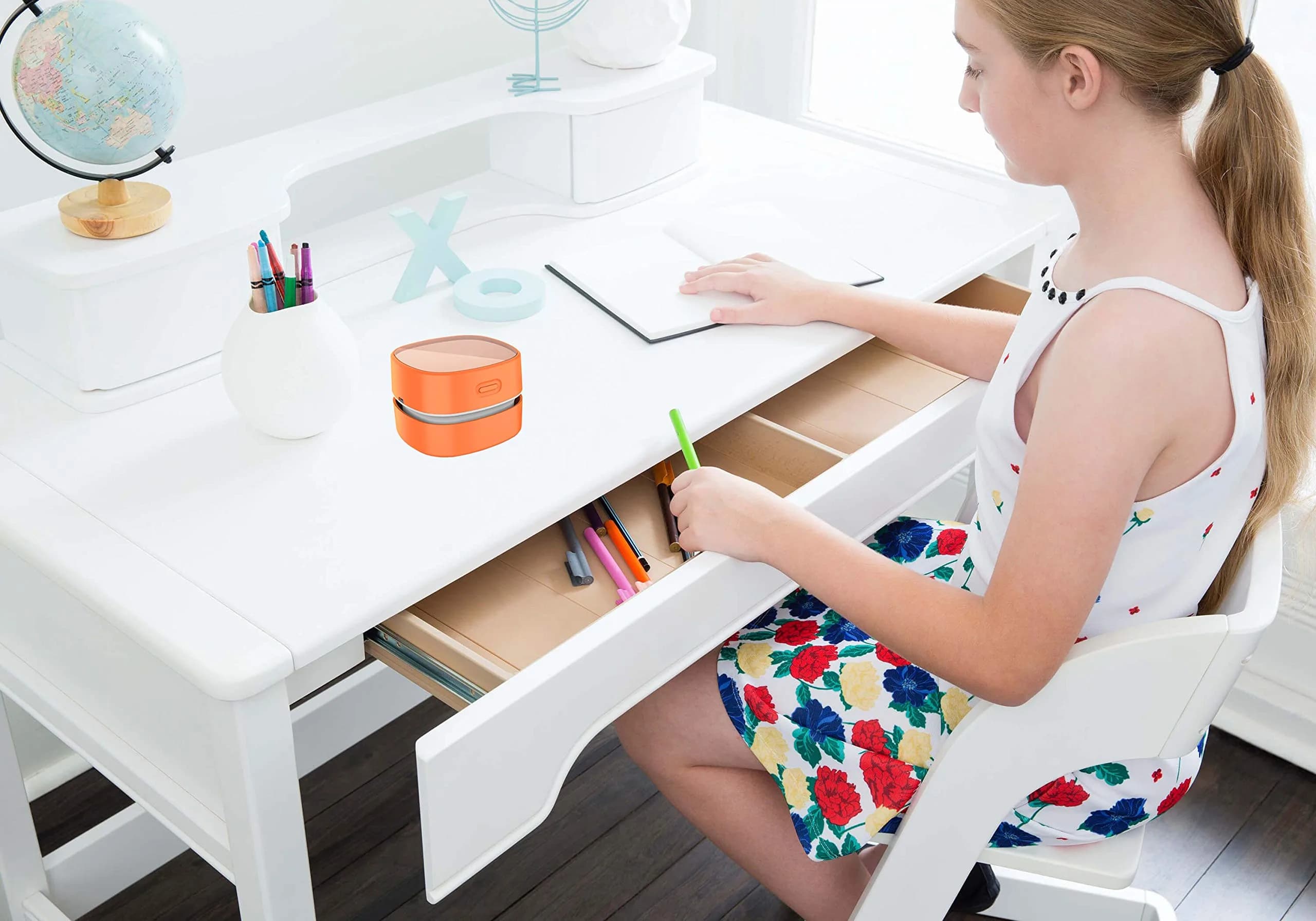 ODISTAR Mini Desktop Vacuum Cleaner Orange Charging | 200ml Capacity, 1000Pa Suction, 4-Hour Battery - view 6